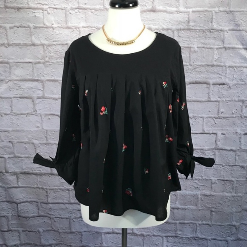 LC LAUREN CONRAD Embroidered Babydoll TOP Sz. XL